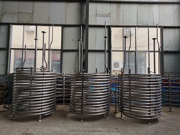 鈦加熱盤(pán)管